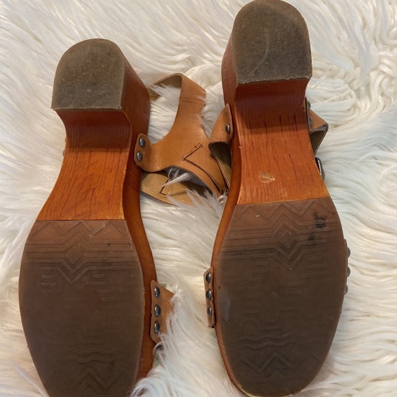 Lucky 🍀 Brand Leather Sandals size 9.5 preowned conditions - Picture 5 of 8